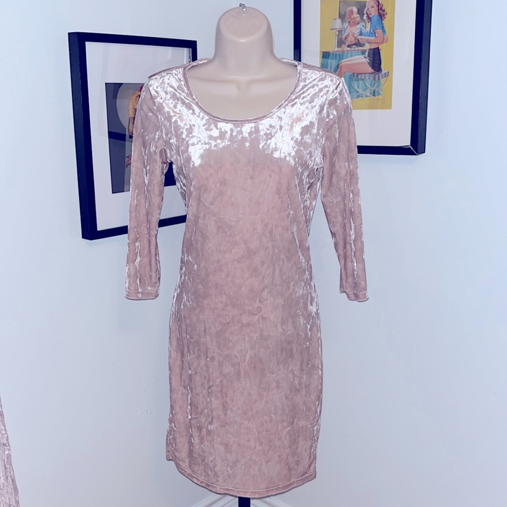 Baby pink Velvet mini